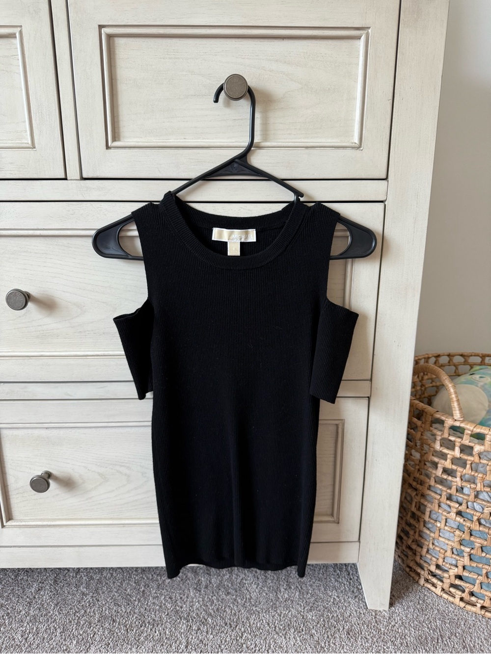 Michael Kors Black Cold-Shoulder Short Sleeve Top